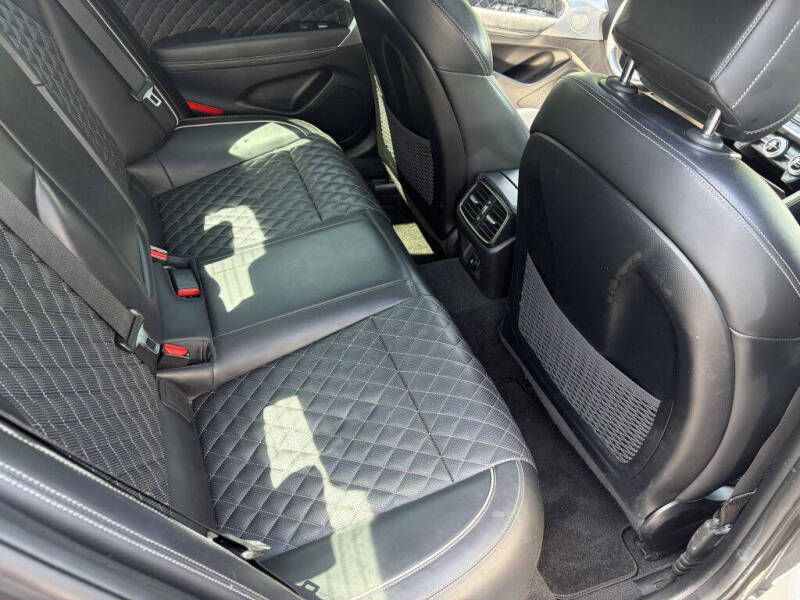 2020 Genesis G70
