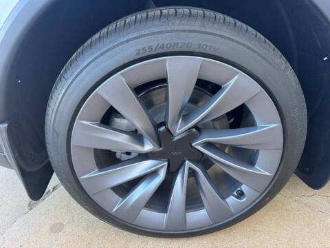 2026 Tesla Model Y Premium