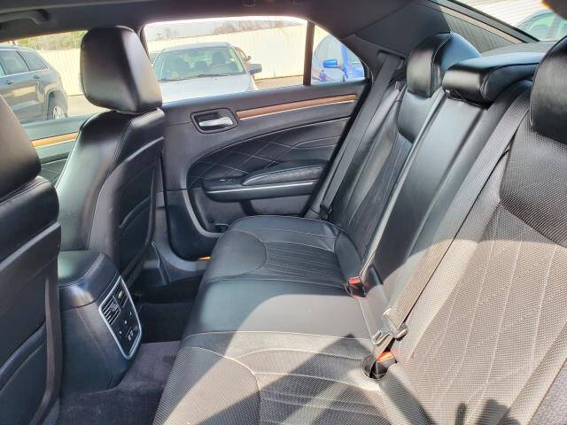 2015 Chrysler 300 C Platinum