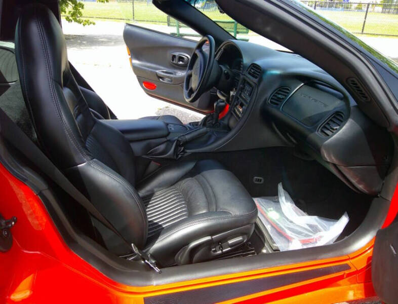 2004 Chevrolet Corvette