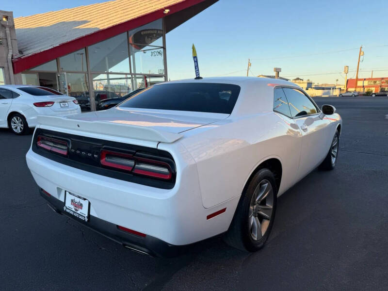 2020 Dodge Challenger SXT