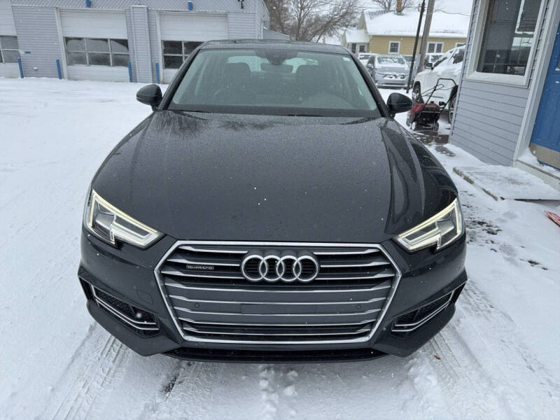 2017 Audi A4 2.0T quattro Premium Plus