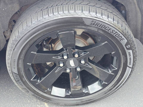 2017 Cadillac Escalade Luxury