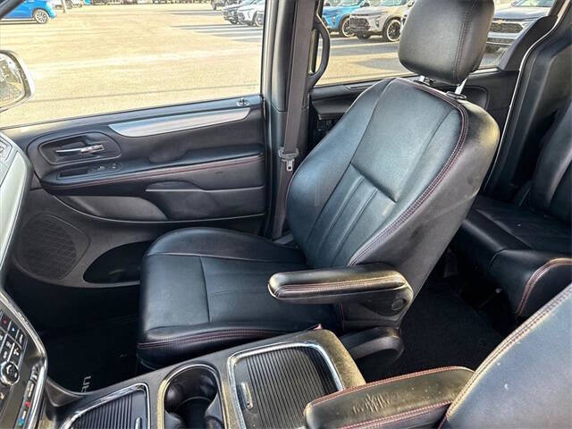 2017 Dodge Grand Caravan GT