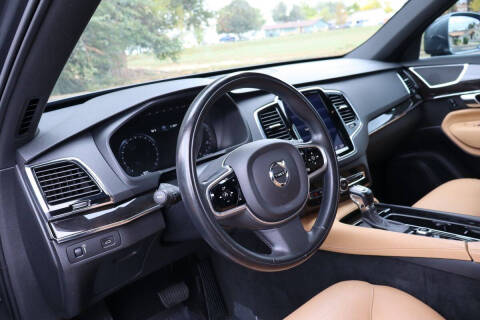 2018 Volvo XC90 T6 Momentum
