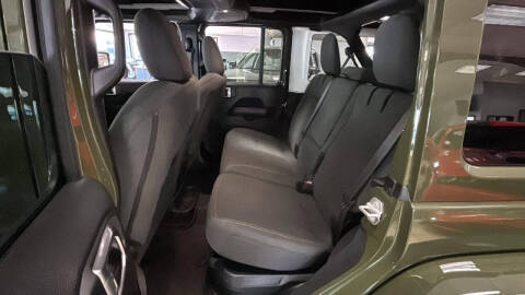 2024 Jeep Wrangler Sahara 4xe