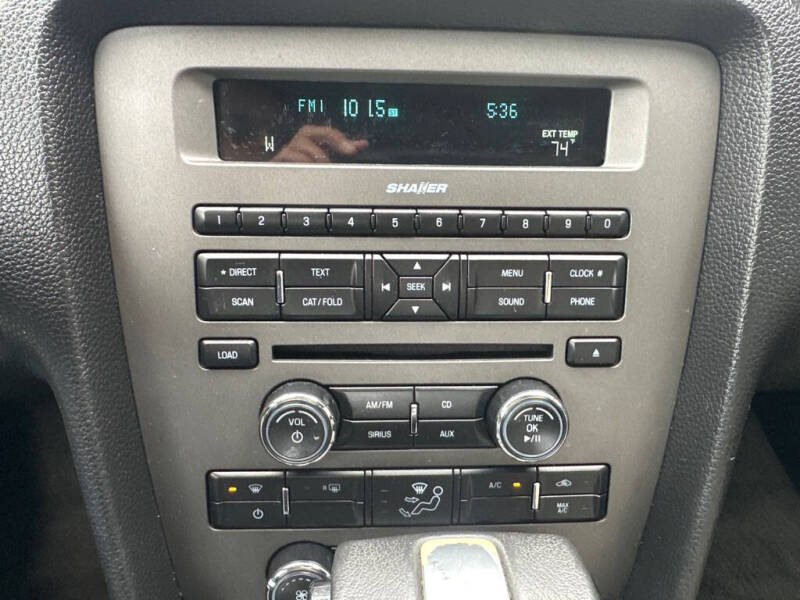 2012 Ford Mustang V6 Premium