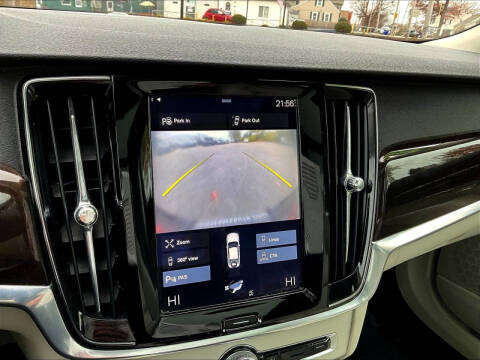 2018 Volvo S90 T5 Momentum