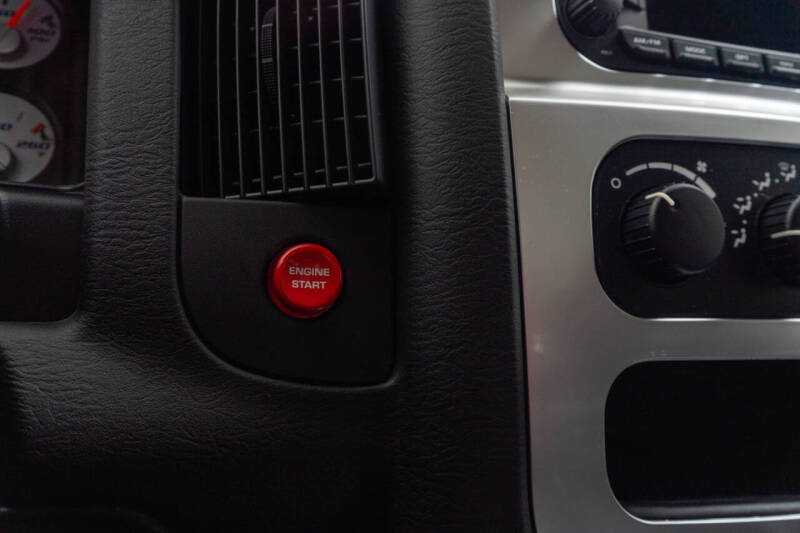 2004 Dodge Ram 1500 SRT-10