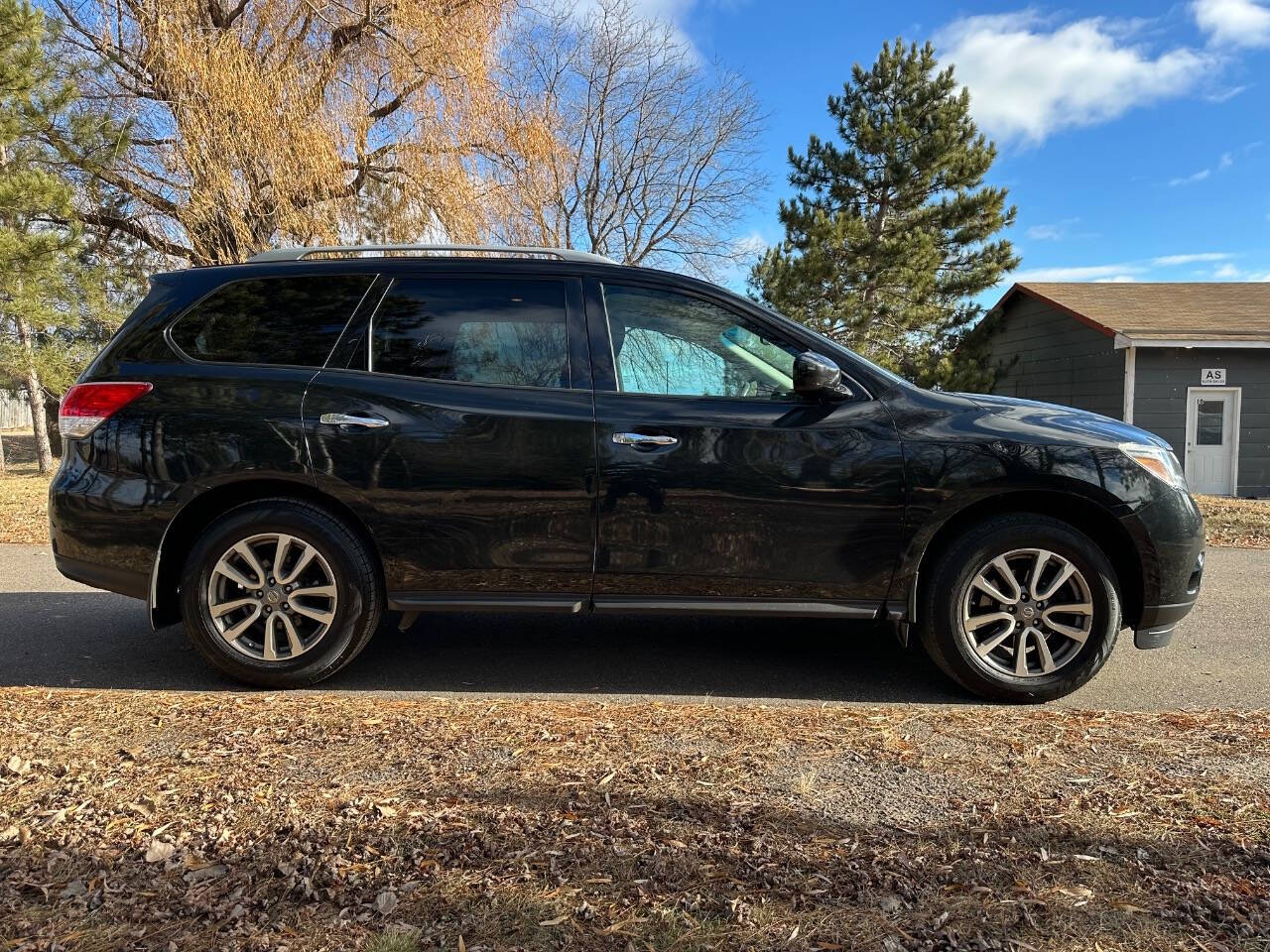 2016 Nissan Pathfinder for sale at Ripon Motors in Anoka, MN