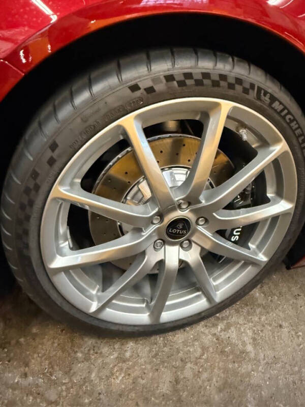 2025 Lotus Emira V6 Base