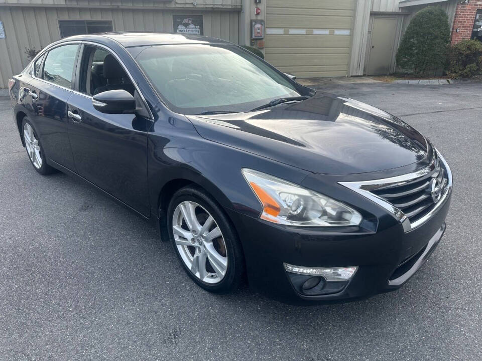 2014 Nissan Altima SL's photo