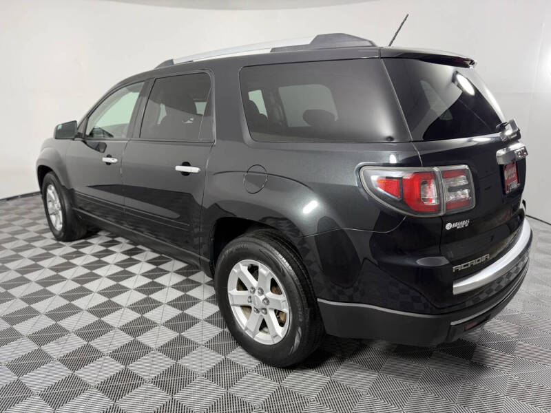 2015 GMC Acadia SLE-2