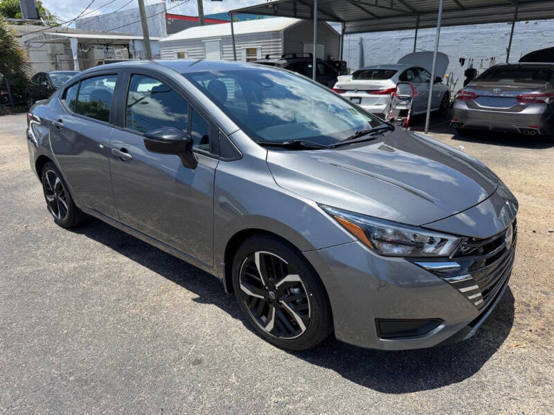 2024 Nissan Versa SR
