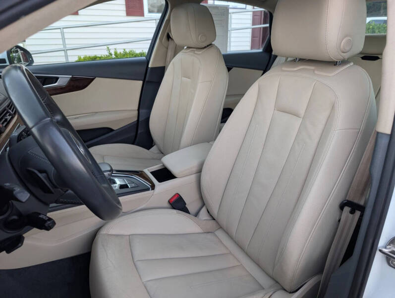 2017 Audi A4 2.0T quattro Premium Plus