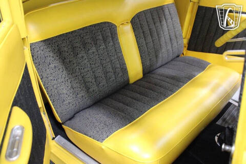 1933 Plymouth 5 Window