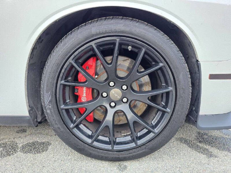 2015 Dodge Challenger SRT Hellcat