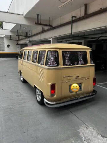 1980 Volkswagen Bus