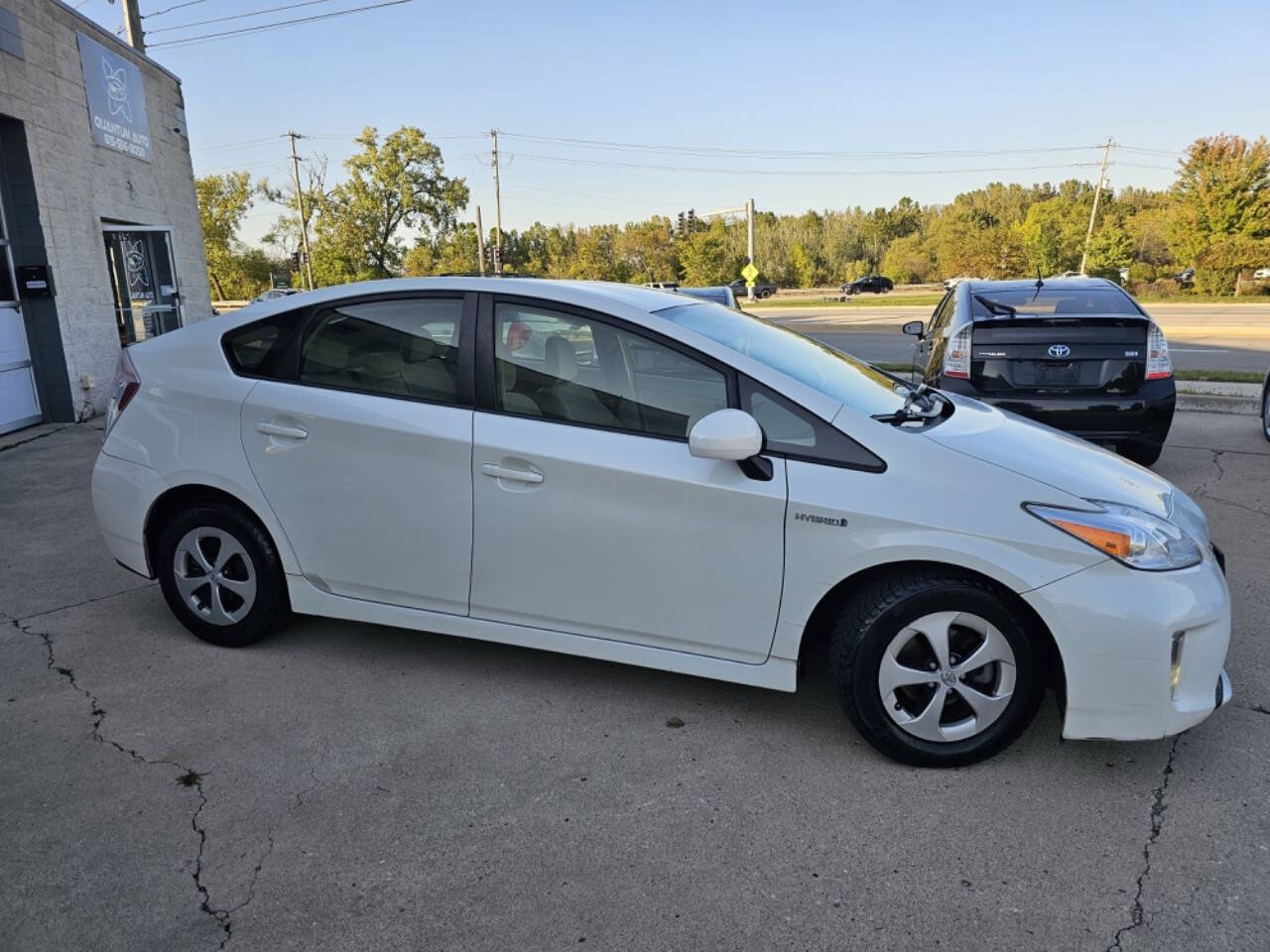 2015 Toyota Prius for sale at Quantum Auto Co in Plainfield, IL