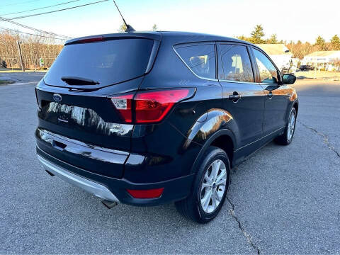 2019 Ford Escape SE
