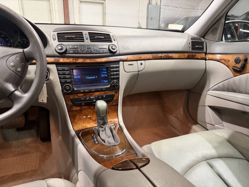 2004 Mercedes-Benz E-Class E 320
