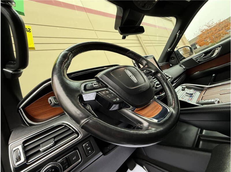 2020 Lincoln Navigator L Reserve