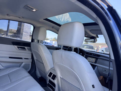 2016 Jaguar XF 35t Prestige