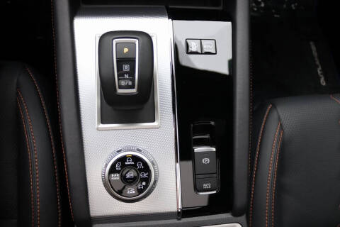 2025 Mitsubishi Outlander PHEV SEL