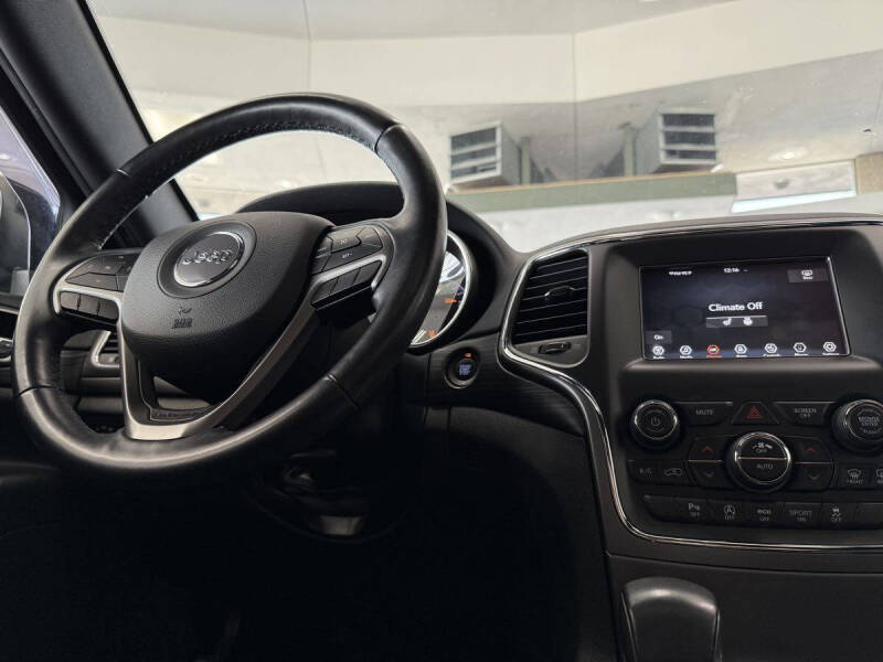 2019 Jeep Grand Cherokee Upland