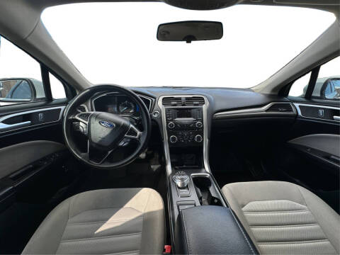 2017 Ford Fusion Hybrid S