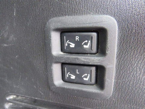 2017 Nissan Armada SV