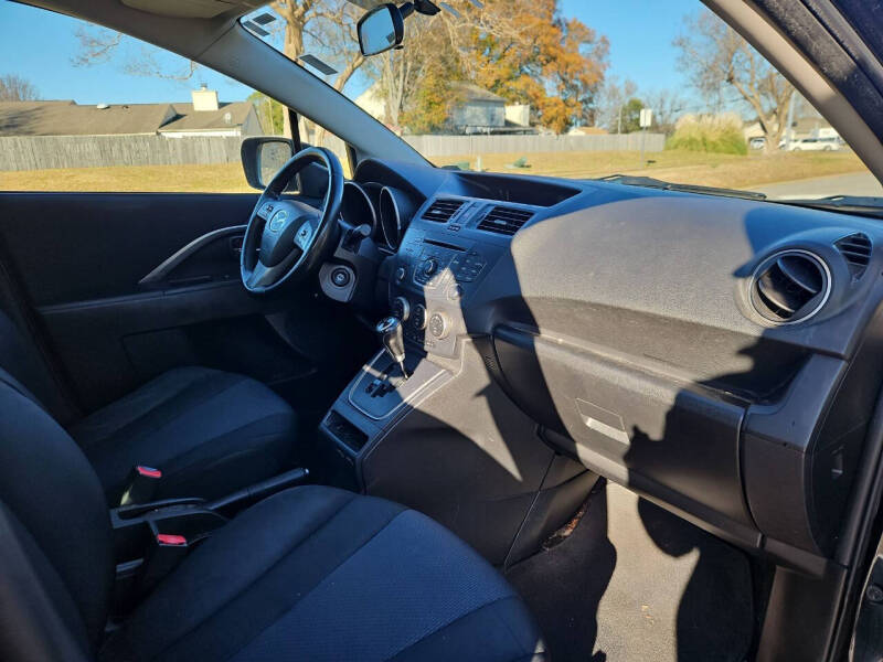 2013 Mazda MAZDA5 Touring