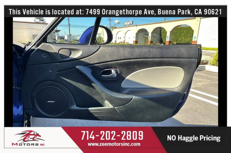 2003 Mazda MX-5 Miata