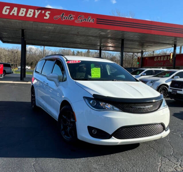 2019 Chrysler Pacifica for sale at GABBY'S AUTO SALES in Valparaiso IN