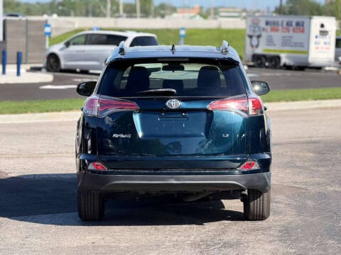 2017 Toyota RAV4 LE