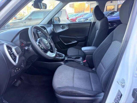 2021 Kia Soul S - Photo 23