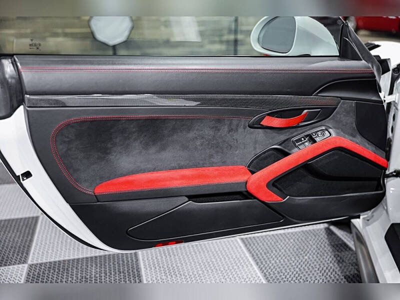 2018 Porsche 911 GT2 RS