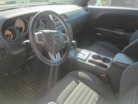 2014 Dodge Challenger SXT