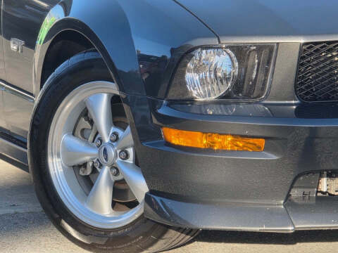 2008 Ford Mustang GT Deluxe