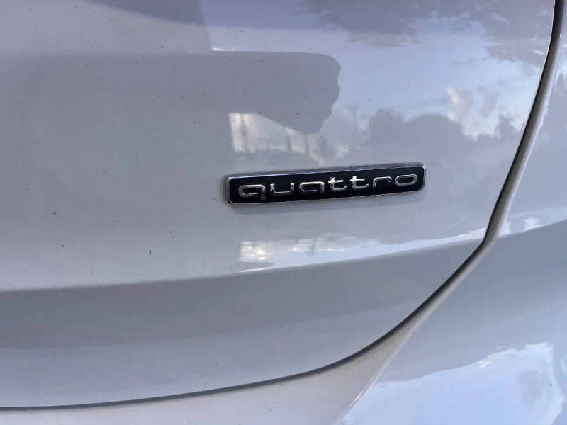 2019 Audi Q3 quattro Premium 45 TFSI