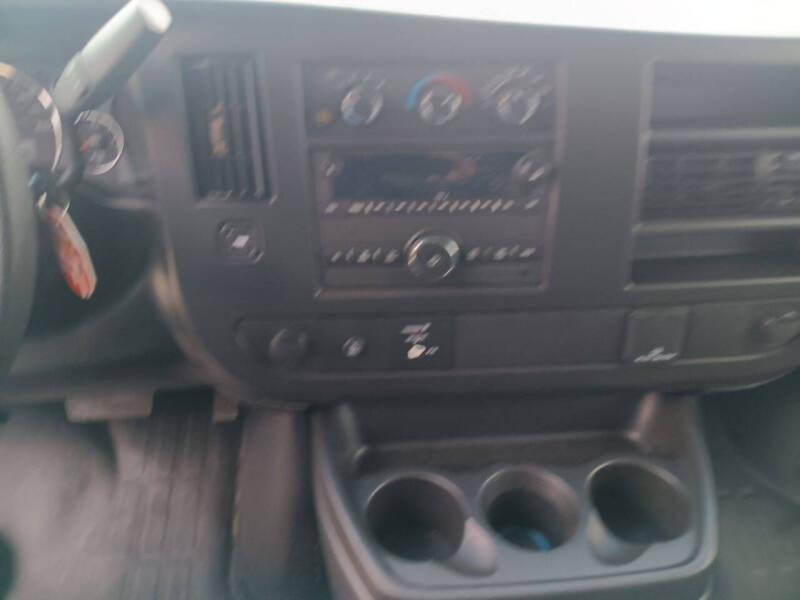 2024 GMC Savana 2500