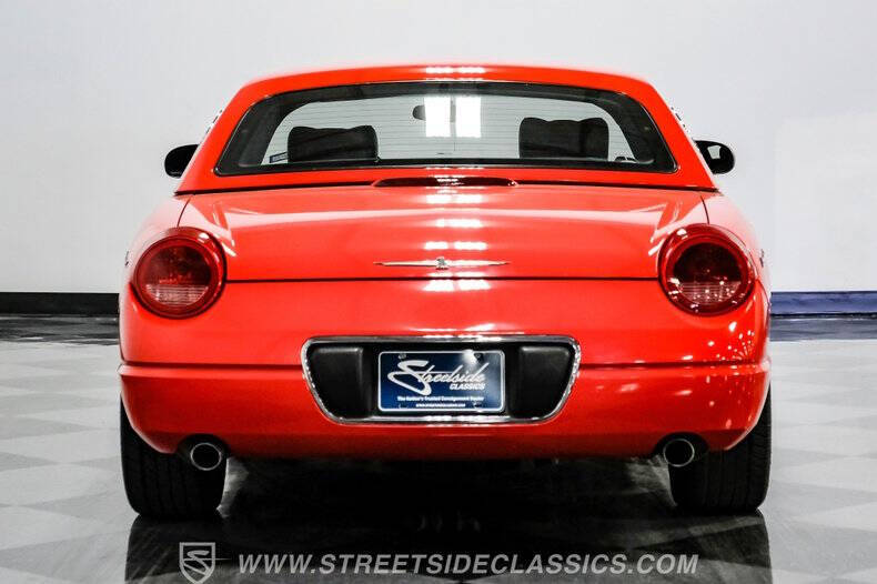 2002 Ford Thunderbird Deluxe