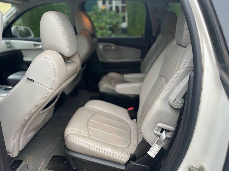 2012 Chevrolet Traverse LTZ