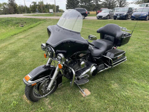 2010 Harley-Davidson FLHTC Electra Glide Classic for sale at COUNTRYSIDE AUTO INC in Austin MN