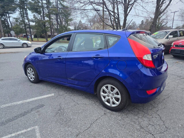 2012 Hyundai ACCENT for sale at QUEENSGATE AUTO SALES in York, PA