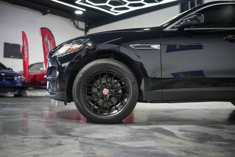 2020 Jaguar F-PACE 25t Premium