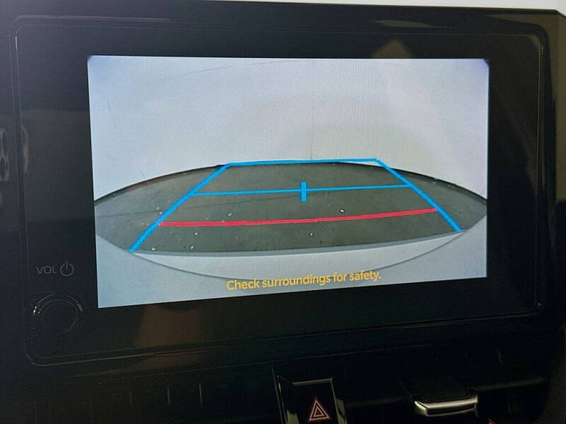 2025 Toyota Corolla Hatchback SE