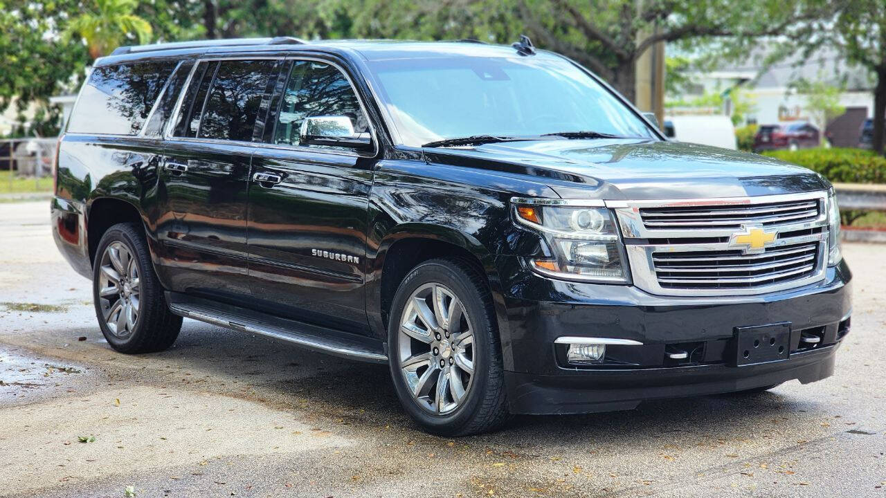 2015 Chevrolet Suburban  - $19,900
