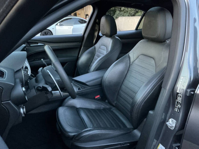 2018 Alfa Romeo Stelvio Ti Sport