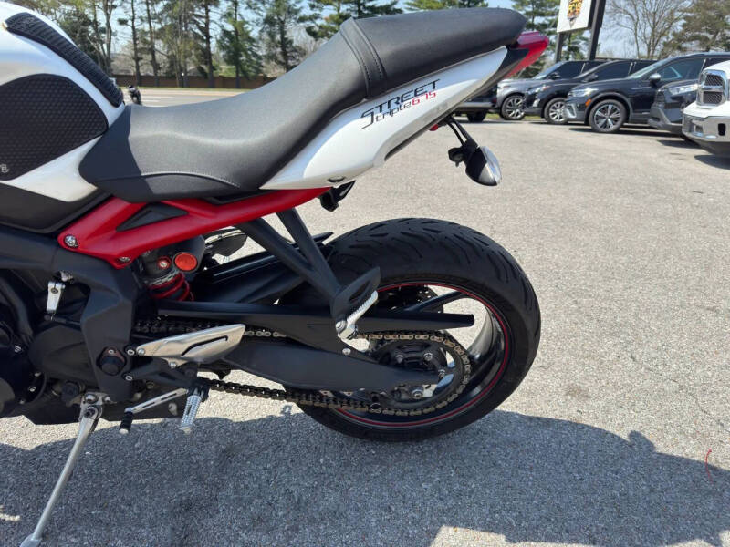 2017 Triumph Street Triple R (ABS)